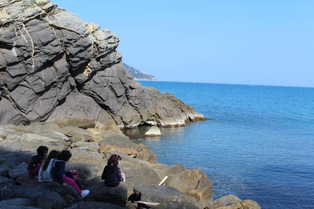 Conca Verde Appartamento Sul Mare Marina dʼMarina dʼAndora Dış mekan fotoğraf